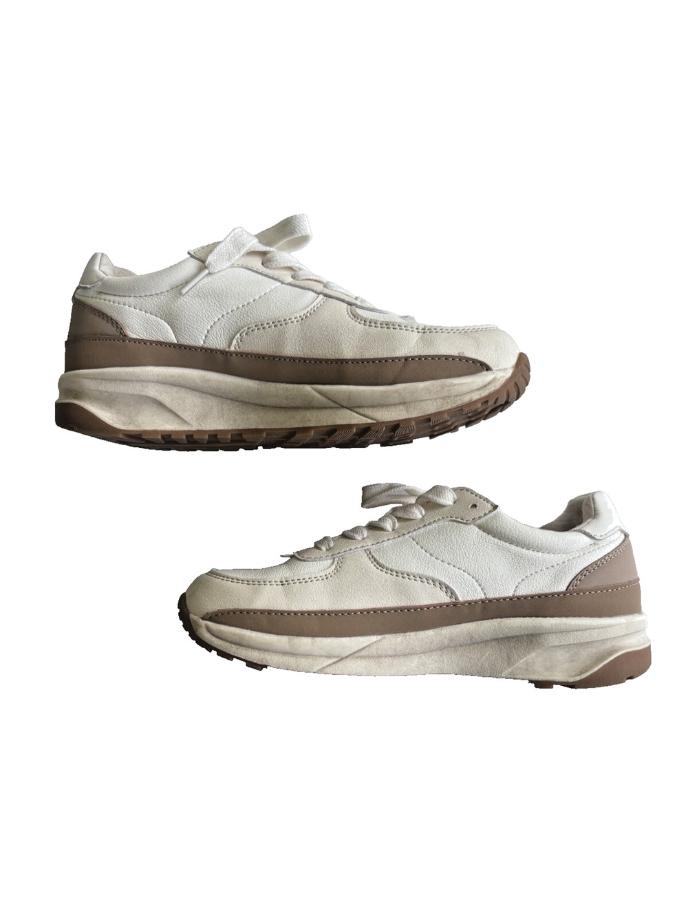 Cushionaire Women's US 6.5 Score Sneakers Memory Foam Athletic Comfort White Tan